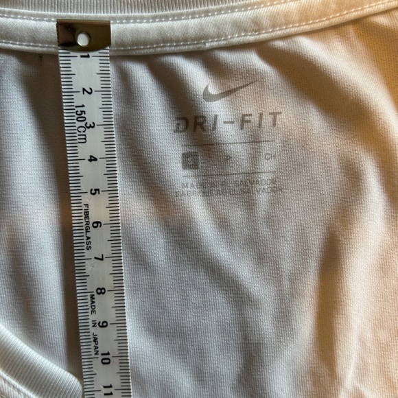 Nike Dri-fit NWT White Short Sleeve Tee Athletic Technical Moisture-wicking top - Picture 2 of 4